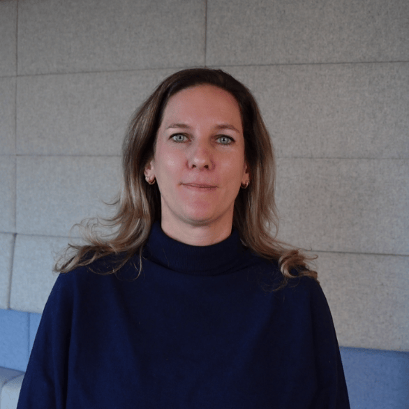 blonde vrouw professioneel