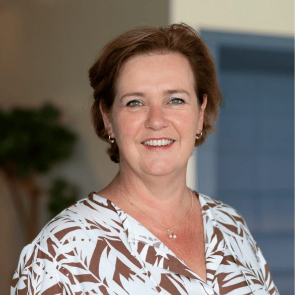 vriendelijke professionele vrouw